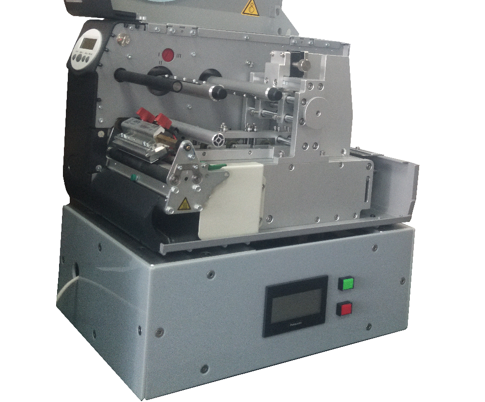 Portable tag printer